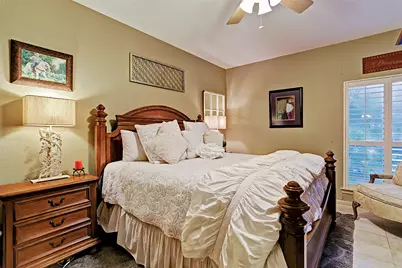 11711 Memorial Drive #289, Houston, TX 77024 - Photo 8