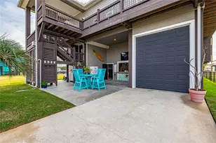 938 Eastview, Port Bolivar, TX 77650 - Photo 16