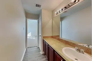 16418 Noble Meadow Ln, Houston, TX 77073 - Photo 12