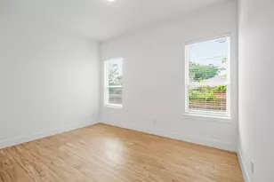 104 Tolima Dove St, Houston, TX 77018 - Photo 6