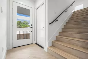 104 Tolima Dove St, Houston, TX 77018 - Photo 10
