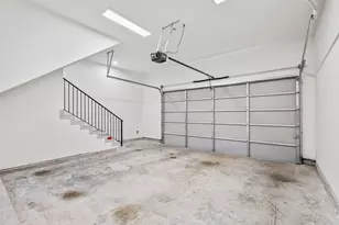 104 Tolima Dove St, Houston, TX 77018 - Photo 38