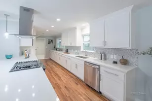 10058 Larston St, Houston, TX 77055 - Photo 10