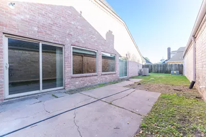 11803 Brook Meadows Lane, Meadows Place, TX 77477 - Photo 16