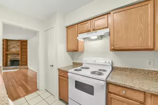 2019 Place Rebecca Ln, Houston, TX 77090 - Photo 14