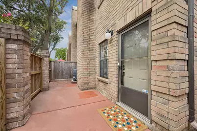 9850 Pagewood Lane #1507, Houston, TX 77042 - Photo 2