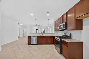 4703 Painted Bunting Ln, Baytown, TX 77521 - Photo 18