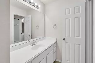 5303 Riverstone Crossing Dr, Sugar Land, TX 77479 - Photo 28