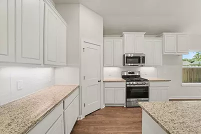 2231 Lakewood Drive, West Columbia, TX 77486 - Photo 10