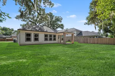 2231 Lakewood Drive, West Columbia, TX 77486 - Photo 26