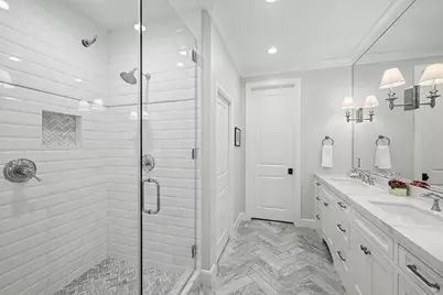 13907 Woodthorpe Lane, Houston, TX 77079 - Photo 16