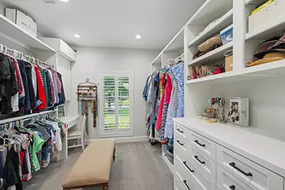 13907 Woodthorpe Lane, Houston, TX 77079 - Photo 18