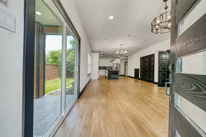 4929 Wilmington Street #A/B, Houston, TX 77033 - Photo 8