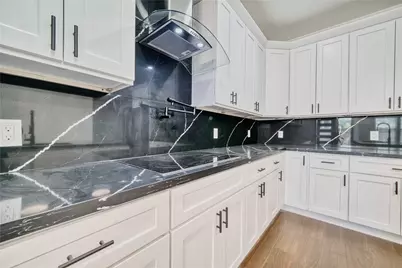 4929 Wilmington Street #A/B, Houston, TX 77033 - Photo 20