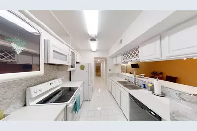 1970 Augusta Drive, Houston, TX 77057 - Photo 2