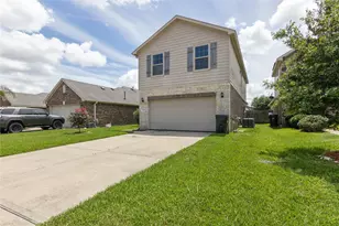 5218 Misty Ln, Bacliff, TX 77518 - Photo 1