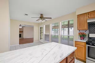 4131 Club Valley Dr Dr, Houston, TX 77082 - Photo 12