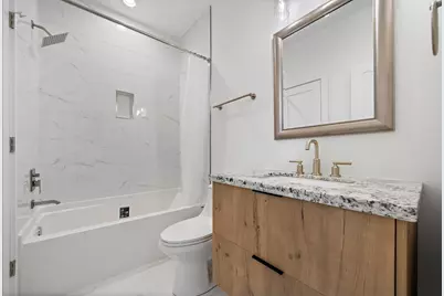 207 E 38th Street E #B, Houston, TX 77018 - Photo 8