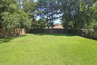 7815 Eastern Bluebird Drive, Humble, TX 77396 - Photo 12