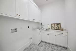 1302 Springrock Ln, Houston, TX 77055 - Photo 18