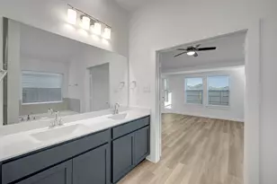 1070 Garnet Star Dr, La Marque, TX 77568 - Photo 16