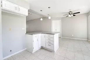 21331 Park Run Dr, Katy, TX 77450 - Photo 18