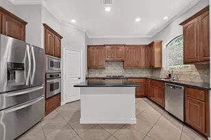 8602 Two Sisters Ct, Missouri City, TX 77459 - Photo 12
