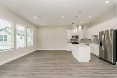 8318 Curry Road, Houston, TX 77093 - Photo 2