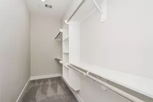 8318 Curry Rd, Houston, TX 77093 - Photo 10
