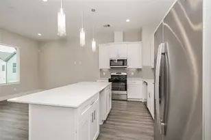 8318 Curry Rd, Houston, TX 77093 - Photo 6