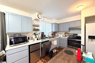 9201 Clarewood Dr, Houston, TX 77036 - Photo 6