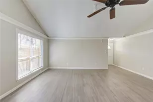 2036 Woodland Hills Dr, Missouri City, TX 77489 - Photo 6