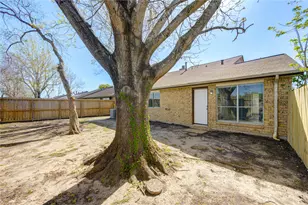 2036 Woodland Hills Dr, Missouri City, TX 77489 - Photo 18