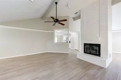 2036 Woodland Hills Drive, Missouri City, TX 77489 - Photo 4