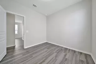 2619 Skyview Silver Dr, Houston, TX 77047 - Photo 16