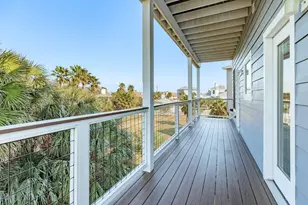 3903 Pirates Beach Blvd Ct, Galveston, TX 77554 - Photo 18