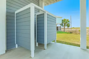 3903 Pirates Beach Blvd Ct, Galveston, TX 77554 - Photo 38