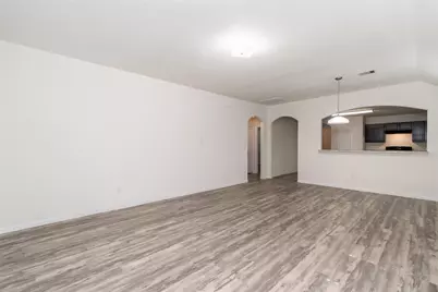 4203 Richmeadow Drive, Houston, TX 77048 - Photo 6