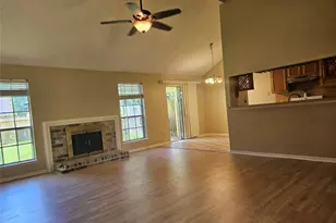 2822 Chimneystone Dr, Sugar Land, TX 77479 - Photo 10