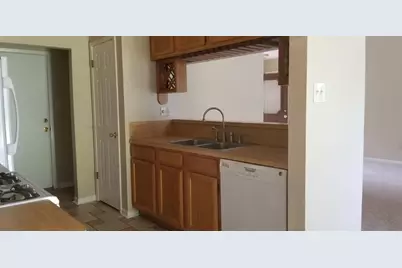 2822 Chimneystone Drive, Sugar Land, TX 77479 - Photo 16