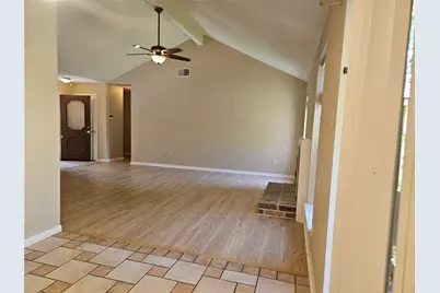 2822 Chimneystone Drive, Sugar Land, TX 77479 - Photo 8