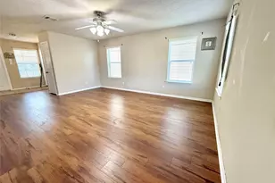 2042 Nichole Woods Dr, Houston, TX 77047 - Photo 6