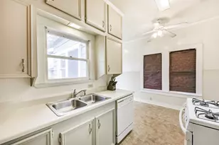 2242 Houston Ave, Pearland, TX 77581 - Photo 18