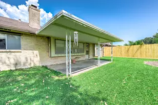 802 Voyager Dr, Houston, TX 77062 - Photo 36