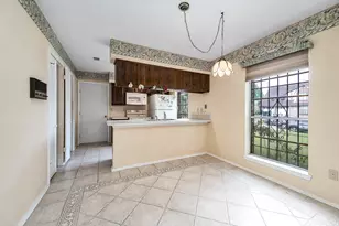 802 Voyager Dr, Houston, TX 77062 - Photo 10