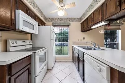 802 Voyager Drive, Houston, TX 77062 - Photo 12