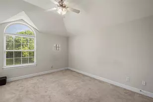 538 E 38th St, Houston, TX 77022 - Photo 18