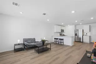 12366 Sword Point Ct, Willis, TX 77378 - Photo 4