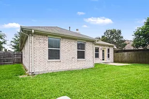 102 Blue Skies Ct, La Marque, TX 77568 - Photo 28