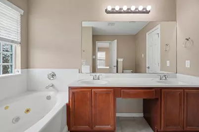 102 Blue Skies Court, La Marque, TX 77568 - Photo 20